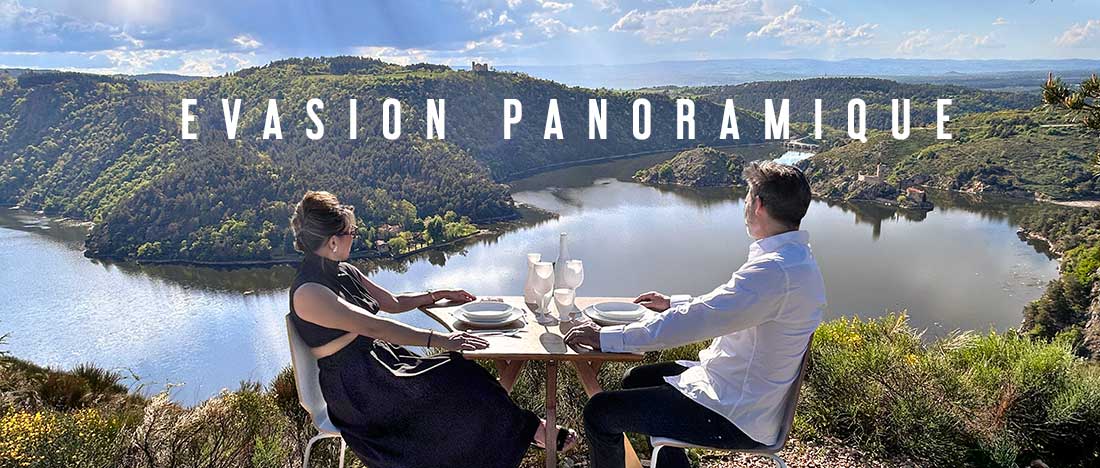 Table design couple évasion panoramique paysage